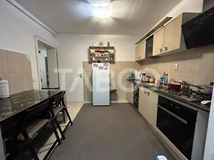 Apartament decomandat 2 camere 56 mpu renovat zona Brana Selimbar  - imagine 7