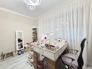 Proprietate modern finisata mobilata si utilata situata in oras - imagine 8