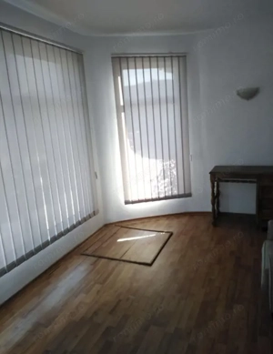 DE VANZARE: Apartament + Spatiu Comercial cart 1 Mai