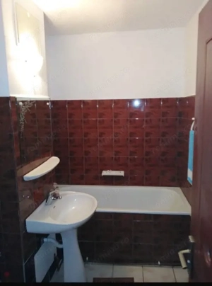 DE VANZARE: Apartament + Spatiu Comercial cart 1 Mai - imagine 7