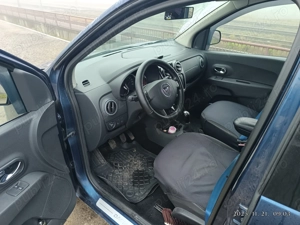 Dacia Lodgy an 2016,km 125000,benzin 1,2 turbo,125h, stare ff buna 5loc  - imagine 3