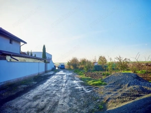 Teren langa case cu dubla deschidere si utilitati aproape - imagine 9