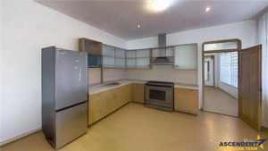 FILM  3D!Proprietate duala distinctiva: showroom,birouri,locuinta,venit pasiv, infrastructura comple - imagine 7