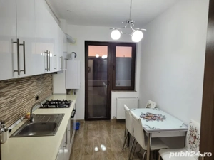 Cazare în regim hotelier-Apart. cu 1-3 cam.Coresi Avantgarden - imagine 3