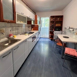 | Apartament cu 3 camere | I.C.Frimu | Mobilat si Utilat complet | 350 euro luna | - imagine 4