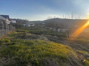 Teren Intravilan 700mp valea jelnei - imagine 2