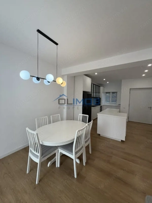 Vilă modernă cu 5 camere de închiriat în complex rezidential, Pipera  - imagine 3