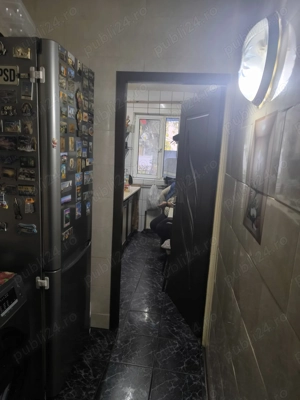 Vand apartament 3 camere, ,parter,sau schimb cu apartament 2 camere parter.PLOIESTI ..MIHAI BRAVU - imagine 2