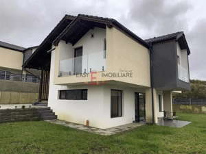 Casa noua cu 3 dormitoare, toate utilitatile,  zona linistita,  500mp curte in Livezeni