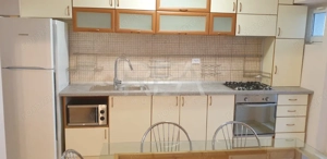 2 camere vis a vis de Liceul Teoretic Nicolae Iorga - imagine 5