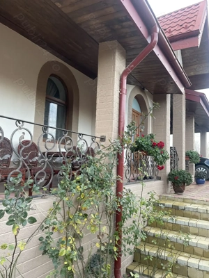 Vila situată în zona Bucium - Plopii fără Soț, 430 mp utili, 1000 mp. Teren - imagine 5