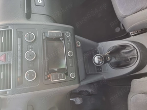 Touran ,,,2015  - imagine 3