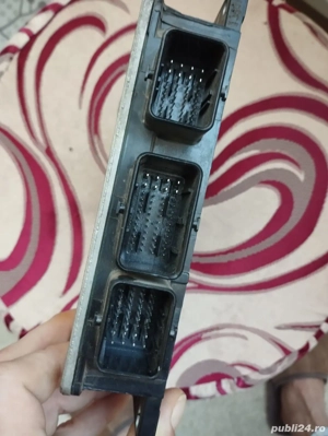 Calculator motor ECU Renault Megane 2 cod 8200399038 8200619409 - imagine 3