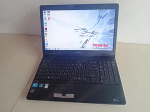 Laptop Toshiba A11 display 15,6 procesor I3-M350 ram 4gb hdd320gb port SERIAL