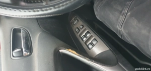 Lexus is 220d pentru piese - imagine 10