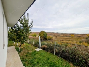 Casă nouă cu priveliște superbă, situată într-o zonă liniștită din Paleu - imagine 14