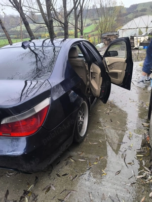 BMW E60  cutie automata  ,motor 2.5   - imagine 2