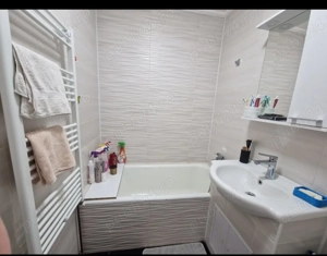 SUPER OFERTA!DECEMBRIE  !  Persoana fizica, apartament de vanzare. zona han - imagine 3