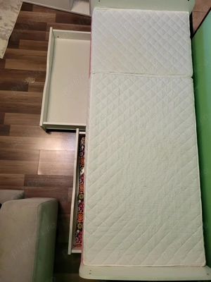 Se ofera spre vanzare patuti pentru copii cu sertare