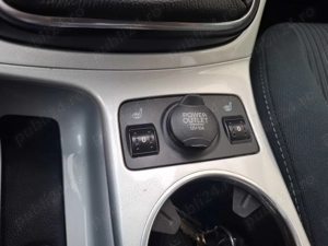 Ford C-Max 1.6 TDCI Titanium - imagine 11