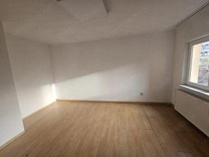 Casă spațioasă - Varianta Prundu Craiovei - imagine 18