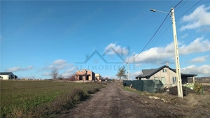 Aroneanu teren 652mp cu utilitati si Certificat de Urbanism