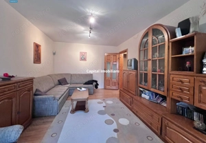 Apartament spatios ,decomandat 4 camere, etaj 2, Reșița.