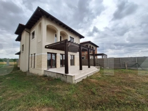 Casă individuală modernă Moșnița Nouă