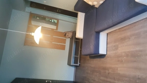 Proprietar-inchiriez garsoniera în Buziasului