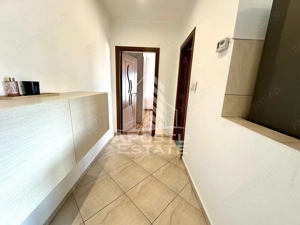 Apartament cu 3 camere, centrala proprie,  zona Soarelui - imagine 5