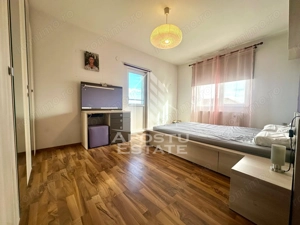 Apartament cu 3 camere, centrala proprie,  zona Soarelui