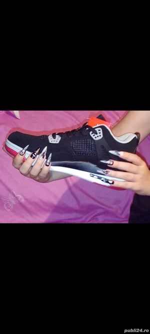 adidasi gen jordan 4