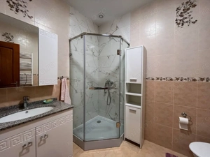 apartament de doua camere de inchiriat in zona drumul taberei aproape de metrou - imagine 2