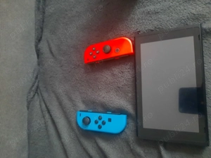 Nintendo Switch cu 4 jocuri originale - imagine 2