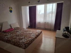 Închiriez apartament cu 3 camere