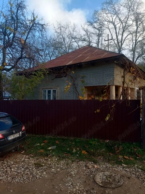 Vând casă cu teren 678mp sat Bărăști, jud Buzău
