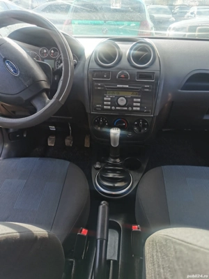 Ford fiesta impecabil  - imagine 5