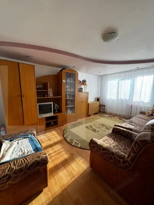 Apartament luminos cu 3 camere în Grivița 
