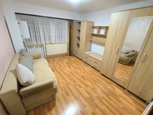  Garsonieră utilată complet, zona Sens   etaj 3