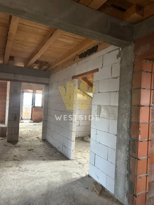 Vila de vanzare, in Carpinis - imagine 16