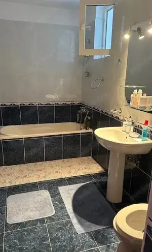 Vila 7 Camere Voluntari | 3 Bai | Curte | Centrala proprie - imagine 8