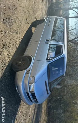 VW Caravelle