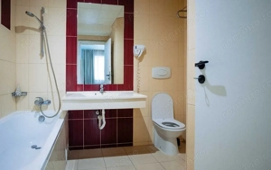 Apartament 3 Camere RIN Hotel | 2 Bai | Partial mobilat - imagine 6