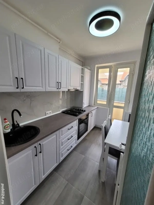 Apartament 2 camere   Piața Victoriei -Centrala proprie - imagine 3