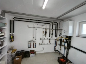 Casa individuala 195mp+2000mp teren, zona Volovat, Radauti - imagine 11