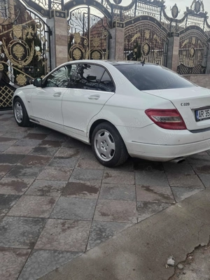 Mercedes-Benz c220 - imagine 2