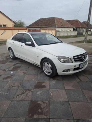 Mercedes-Benz c220