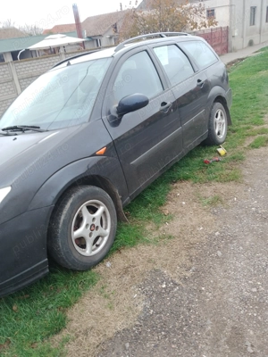 Vînd Ford focus - imagine 8