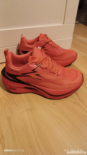 Adidași noi marimea 35