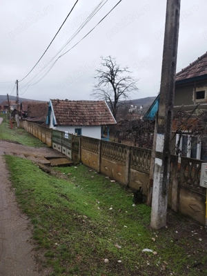 Casa batraneasca de vanzare